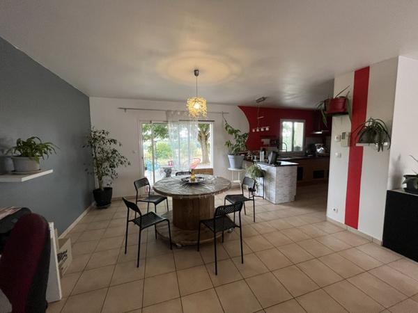 Maison à vendre |                                       Blanzac-Porcheresse |                                        5 pièces  |  124 m²