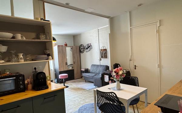 Appartement à vendre    1 pièce • 24 m2 Montélimar