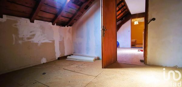 House for sale 4 rooms 88 m² Pouxeux