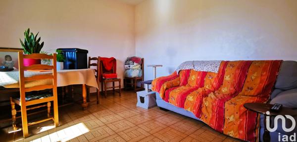 House for sale 4 rooms 88 m² Pouxeux