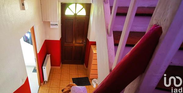 House for sale 4 rooms 88 m² Pouxeux