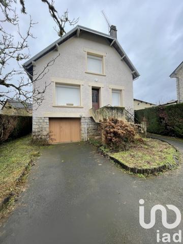 House for sale 7 rooms 151 m² Chamberet