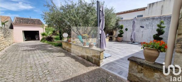 Maison 5 pièces de 122 m² à Vauvert (30600)