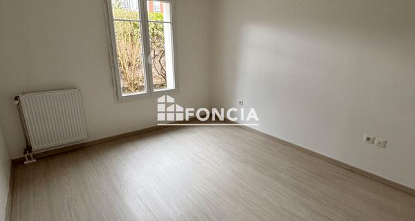 Location Appartement 2 pièces 42.23 m² - Persan 95340
