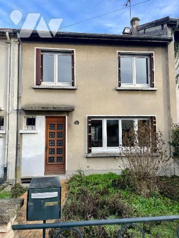 MAISON A VENDRE A RETHEL, AXE REIMS/CHARLEVILLE-MEZIERES, gare (à 1h15 de Paris gare de l'Est e...
