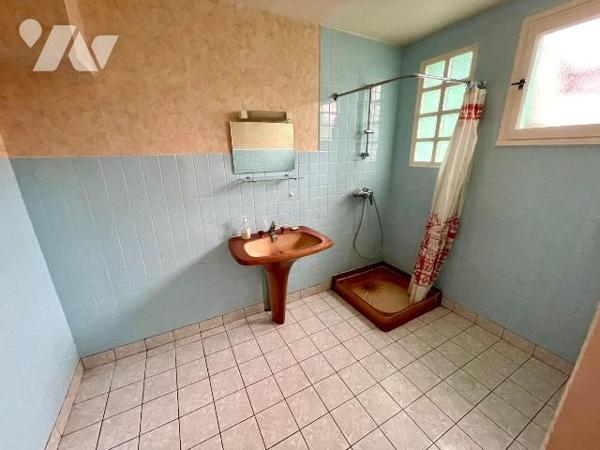 MAISON A VENDRE A RETHEL, AXE REIMS/CHARLEVILLE-MEZIERES, gare (à 1h15 de Paris gare de l'Est e...