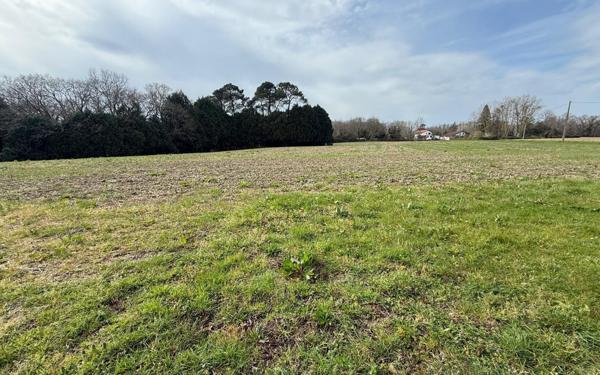 Maison à vendre    4 pièces • 192 m2 Saint-Jean-de-Marsacq