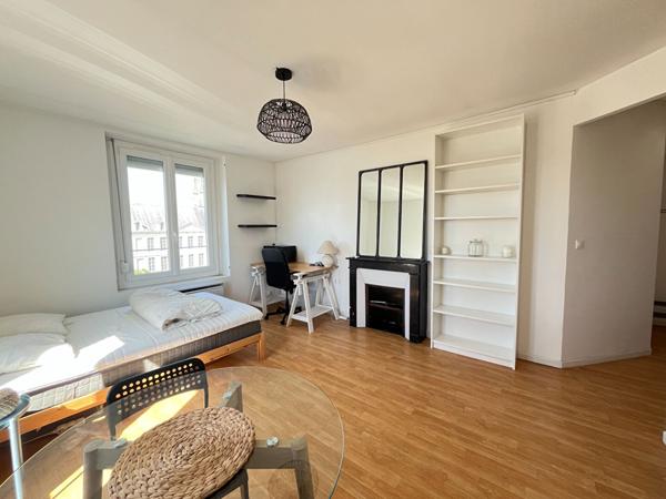 TYPE 1, REIMS - CATHEDRALE