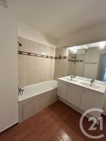 Appartement F4 à vendre  4 pièces - 80 m 2   LA PLAINE ST DENIS  - 93