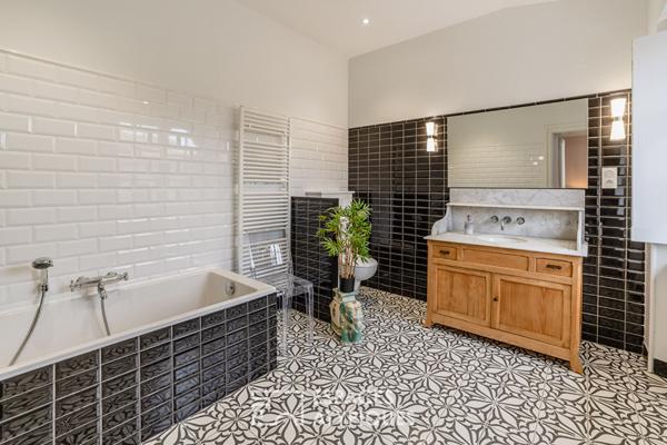 Un bijou rénové au coeur du Minervois, idéal pour maison familiale et chambres d’hôtes