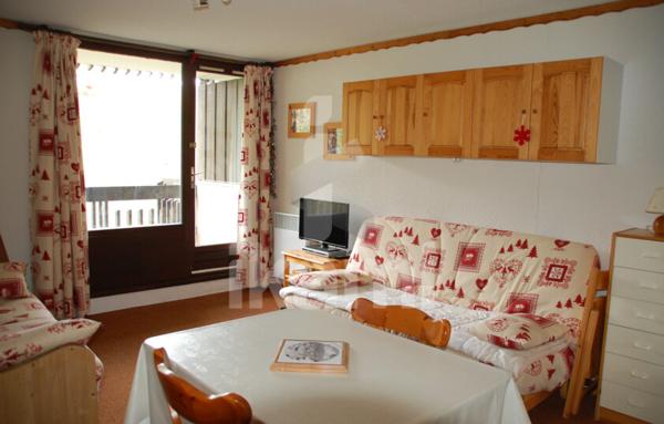 Grand studio à Saint François Longchamp