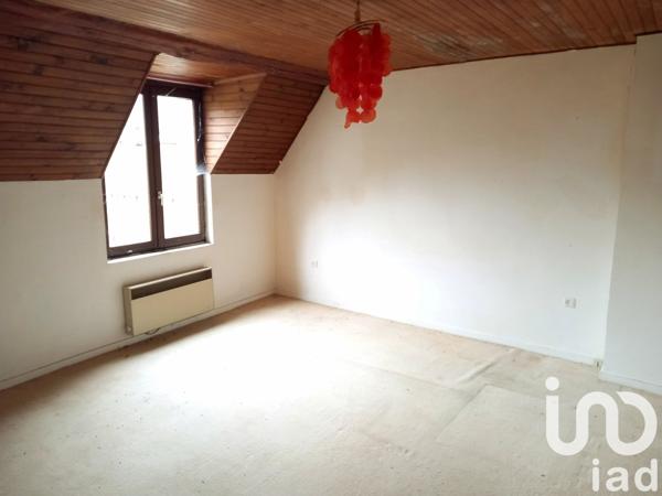 Maison de village 4 pièces de 107 m² à Beaumont-les-Autels (28480)