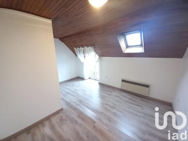 Maison de village 4 pièces de 107 m² à Beaumont-les-Autels (28480)