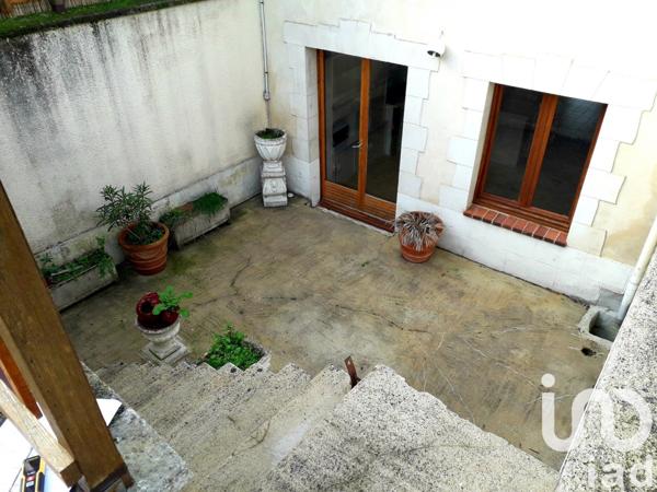 Maison de village 4 pièces de 107 m² à Beaumont-les-Autels (28480)