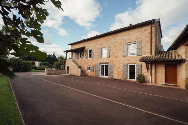 Maison restaurée à vendre à Charnay-lès-Mâcon en Saône-et-Loire (71850), ref : 13779/970   
VOISINET