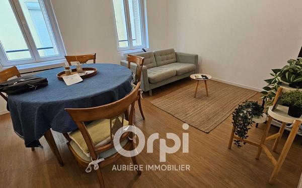 Appartement à vendre    3 pièces • 44,26 m2 Vichy