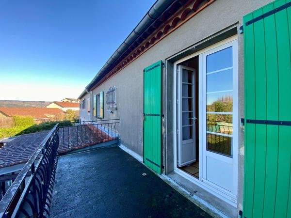 Maison de ville avec garage et jardin