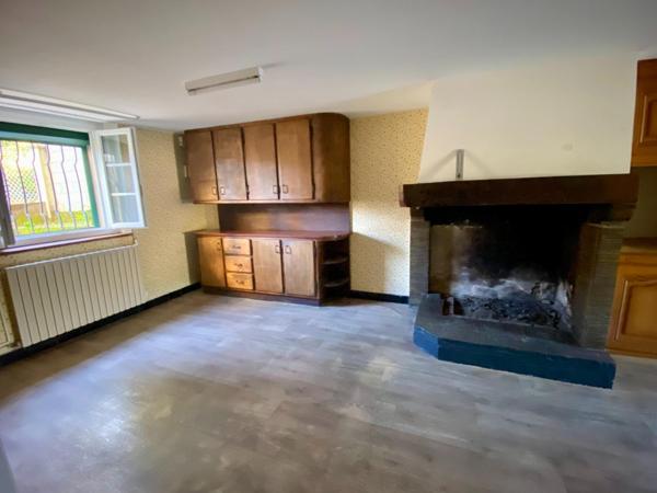 Maison de ville avec garage et jardin