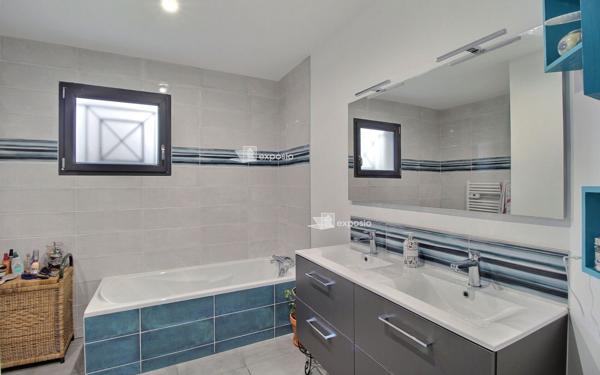 Maison à vendre    4 pièces • 102 m2 Morlaàs