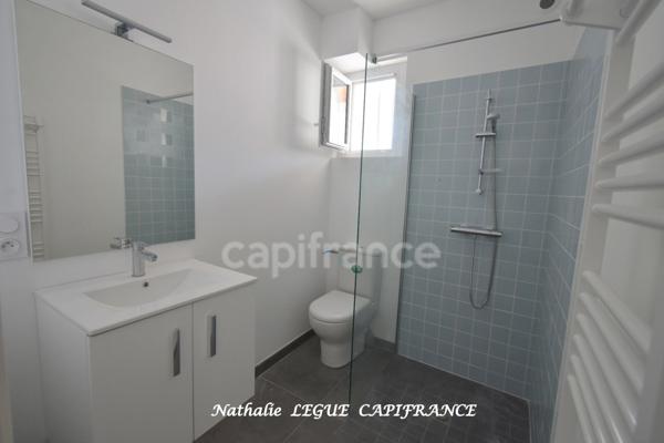 FROMENTINE ( 85 ) Vendée centre bourg , plage , MER , proche NOIRMOUTIER Appartement à vendre séjour , 1 chambre , salle d'eau / WC , parking