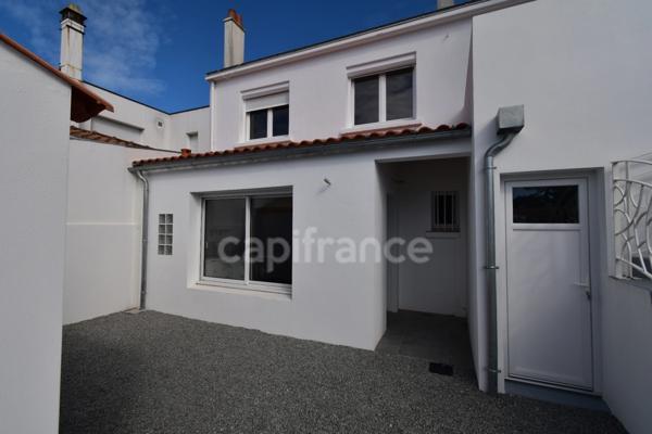 FROMENTINE ( 85 ) Vendée centre bourg , plage , MER , proche NOIRMOUTIER Appartement à vendre séjour , 1 chambre , salle d'eau / WC , parking