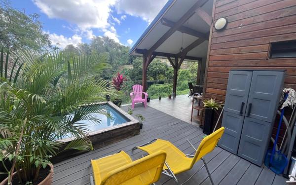 Maison à vendre    2 pièces •  Le Gosier