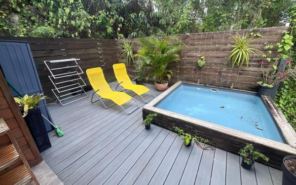 Maison à vendre    2 pièces •  Le Gosier