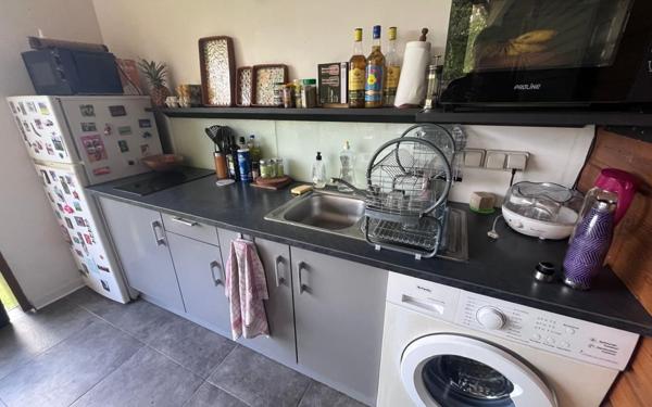 Maison à vendre    2 pièces •  Le Gosier