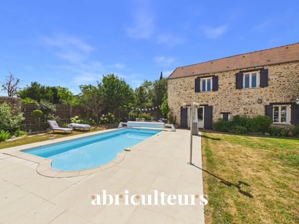 Calme absolu dans cette maison de charme bucolique rénovée de 250m² à Vert le Grand (91810)
