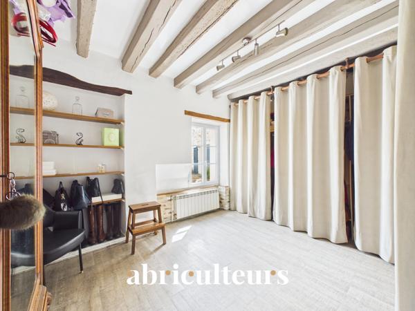 Calme absolu dans cette maison de charme bucolique rénovée de 250m² à Vert le Grand (91810)