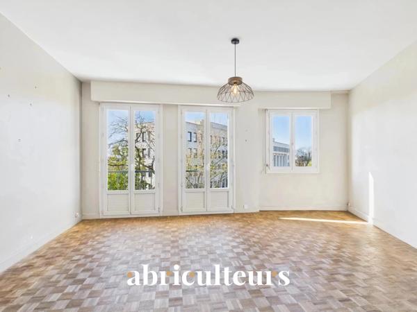 APPARTEMENT LUMINEUX CENTRE VILLE SAINT NAZAIRE PROCHE MER