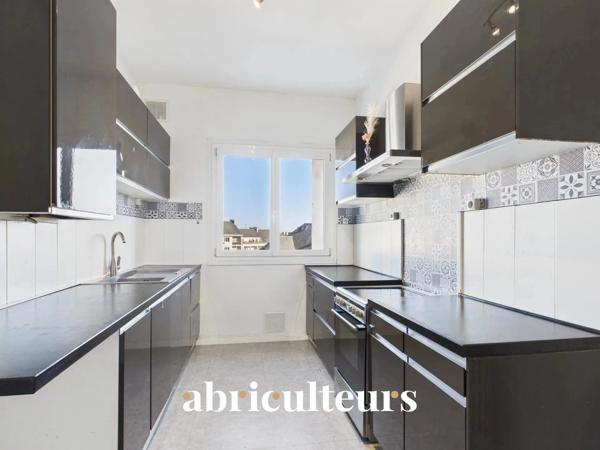 APPARTEMENT LUMINEUX CENTRE VILLE SAINT NAZAIRE PROCHE MER