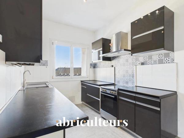 APPARTEMENT LUMINEUX CENTRE VILLE SAINT NAZAIRE PROCHE MER