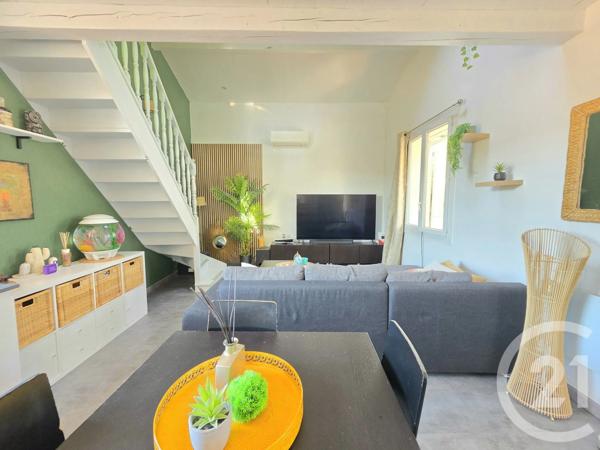 Appartement T3 à vendre  3 pièces - 50 m 2   MARSEILLE  - 13013