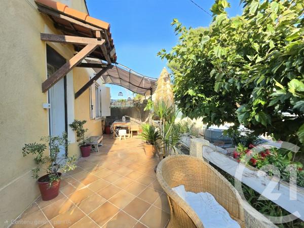 Appartement T3 à vendre  3 pièces - 50 m 2   MARSEILLE  - 13013