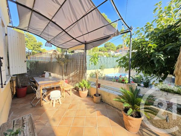 Appartement T3 à vendre  3 pièces - 50 m 2   MARSEILLE  - 13013