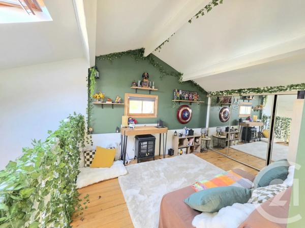 Appartement T3 à vendre  3 pièces - 50 m 2   MARSEILLE  - 13013