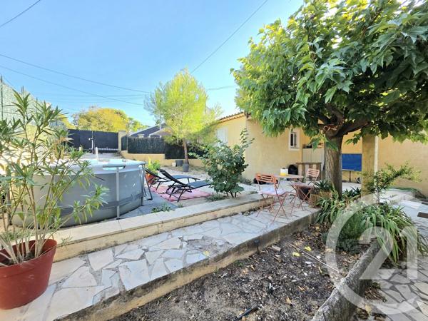 Appartement T3 à vendre  3 pièces - 50 m 2   MARSEILLE  - 13013