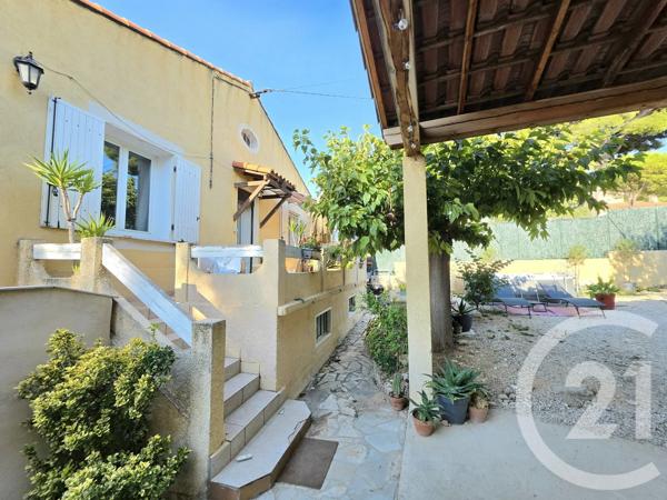 Appartement T3 à vendre  3 pièces - 50 m 2   MARSEILLE  - 13013
