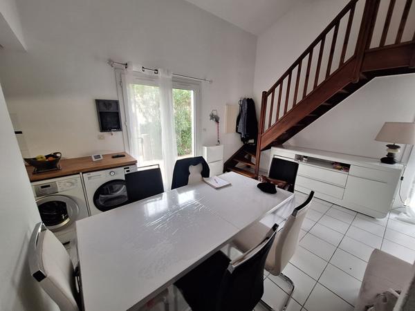 Maison FRONTIGNAN 4 pièce(s) 60 m2