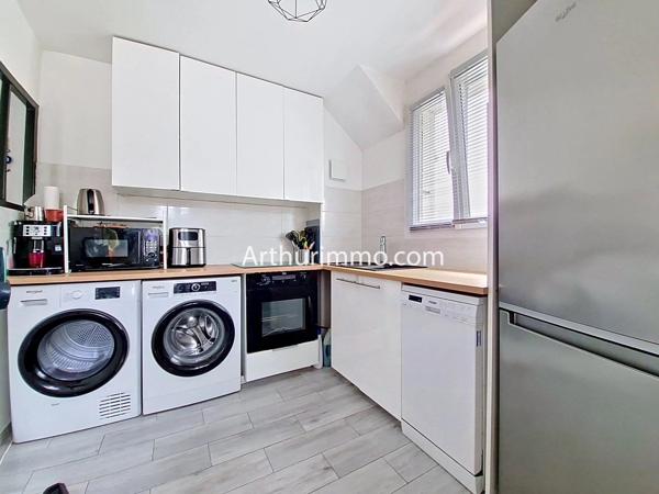 Vente                                                      Appartement
                        
                     3 pièces                      68 m2                     à Limeil-Brévannes