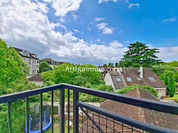 Vente                                                      Appartement
                        
                     3 pièces                      68 m2                     à Limeil-Brévannes