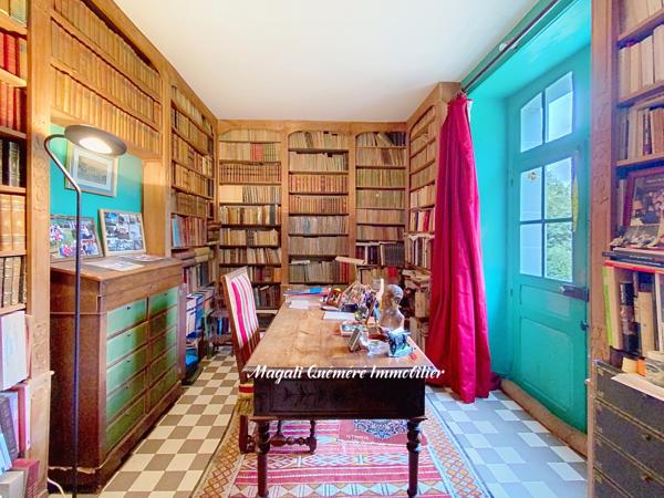 Rennes (35000) Manoir 8 pièces - 180 m² habitables dans son parc arboré de 1 ha 45