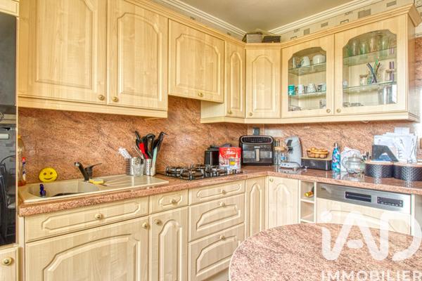 Appartement à vendre 3 pièces 61 m² Saint-Brice-sous-Forêt