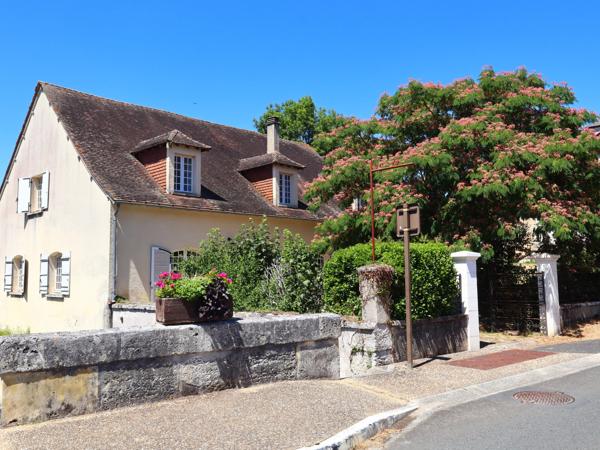 Charmante maison périgourdine avec dépendance