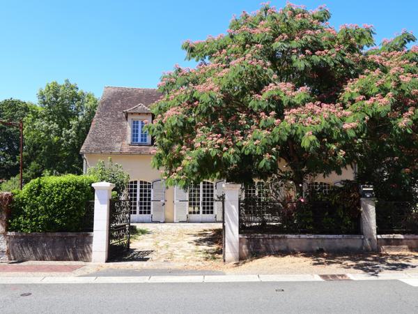 Charmante maison périgourdine avec dépendance