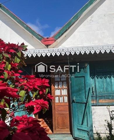MAISON CREOLE DE 4 PIECES SUR TERRAIN DE 1506 M²