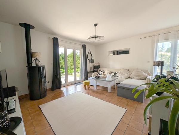 Maison de plain-pied au centre de Latresne