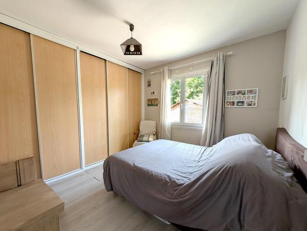 Maison de plain-pied au centre de Latresne