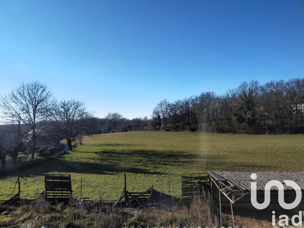 Maison de village 6 pièces de 69 m² à Cressensac (46600)